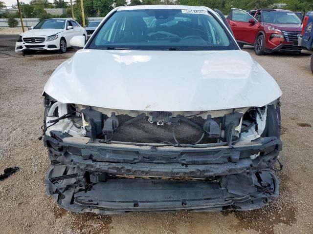 4T1C11AK5MU577875 - 2021 TOYOTA CAMRY LE WHITE photo 5