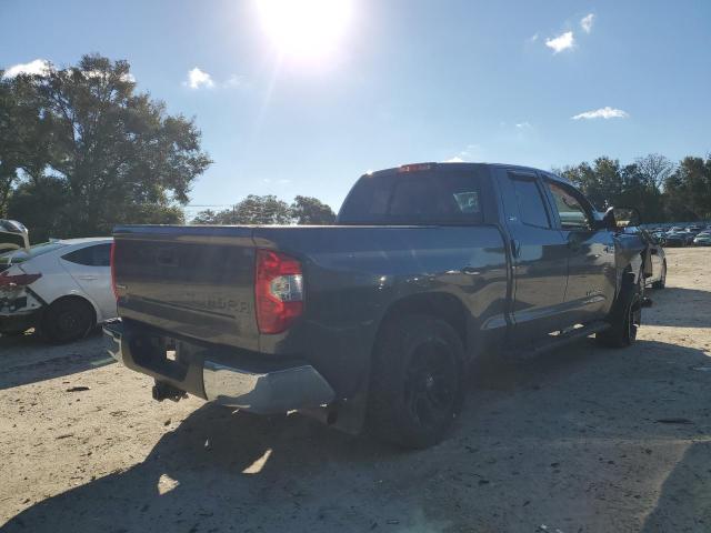 5TFUW5F1XHX665021 - 2017 TOYOTA TUNDRA DOUBLE CAB SR/SR5 GRAY photo 3