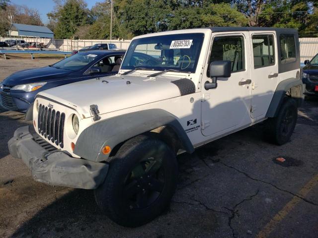 1J4GZ39169L721107 - 2009 JEEP WRANGLER U X WHITE photo 1