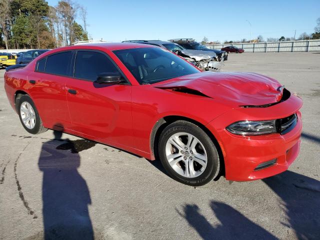 2C3CDXBG7GH140660 - 2016 DODGE CHARGER SE RED photo 4