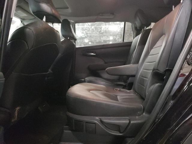 5TDHZRBH2MS075348 - 2021 TOYOTA HIGHLANDER XLE BLACK photo 11