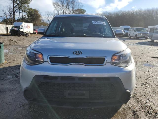 KNDJN2A27G7876602 - 2016 KIA SOUL SILVER photo 5