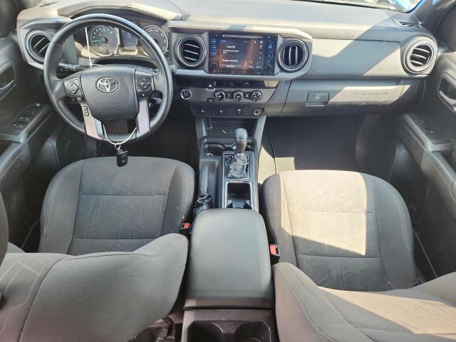 3TMAZ5CN9HM044134 - 2017 TOYOTA TACOMA DOUBLE CAB Көк фото 8