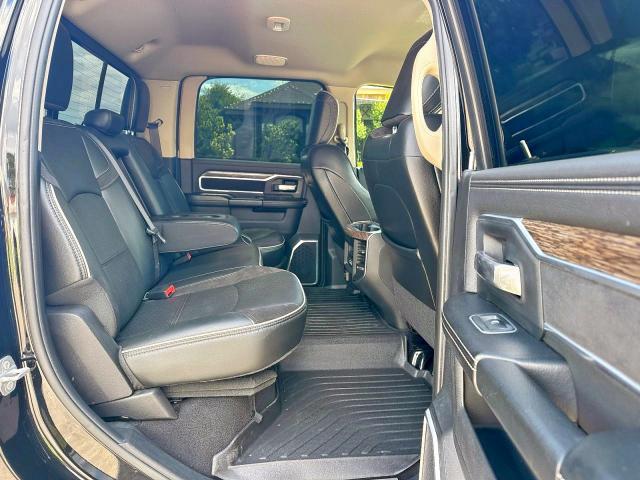 3C7WRMFL6MG649959 - 2021 RAM 5500 黑色 照片 6