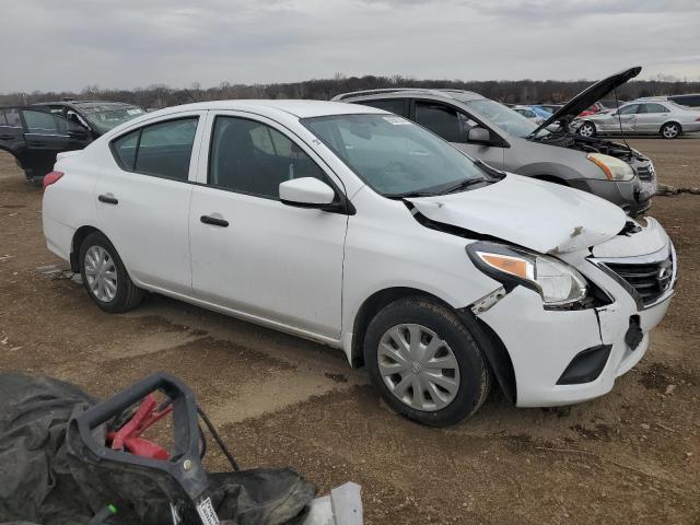 3N1CN7APXJL804252 - 2018 NISSAN VERSA S WHITE photo 4