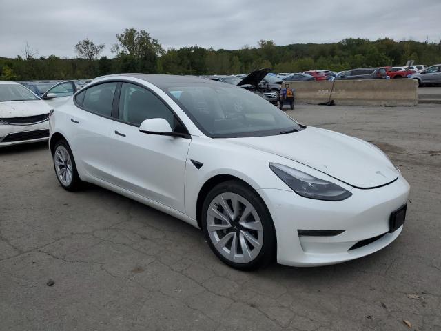 5YJ3E1EB9NF201502 - 2022 TESLA MODEL 3 თეთრი ფოტო 4