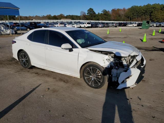 4T1B11HK4KU756861 - 2019 TOYOTA CAMRY L WHITE photo 4