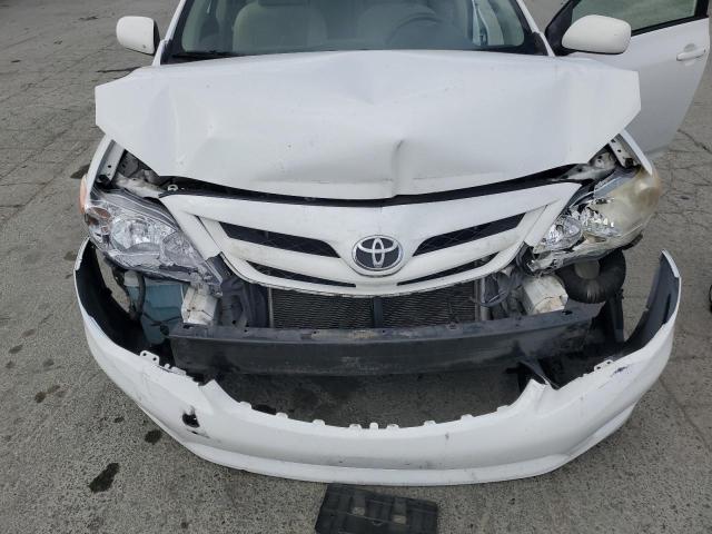 JTDBU4EE2B9163675 - 2011 TOYOTA COROLLA BASE Blanc photo 11
