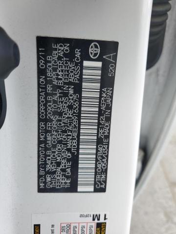 JTDBU4EE2B9163675 - 2011 TOYOTA COROLLA BASE Blanc photo 12