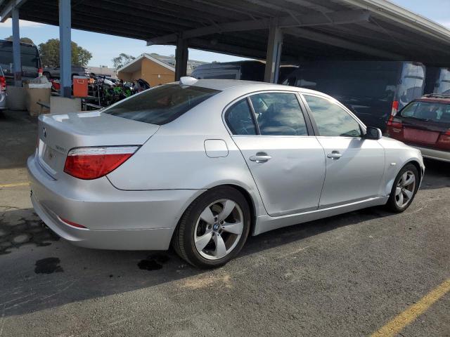 WBANU53528CT01746 - 2008 BMW 528 I SILVER photo 3