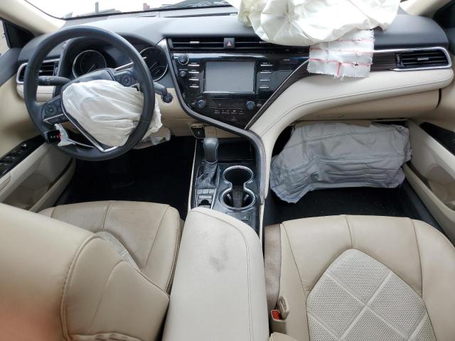 4T1B11HKXJU019324 - 2018 TOYOTA CAMRY L WHITE photo 8