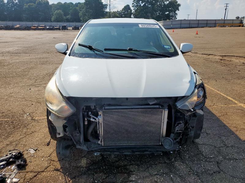 KMHCU4AE1CU238757 - 2012 HYUNDAI ACCENT GLS WHITE photo 5
