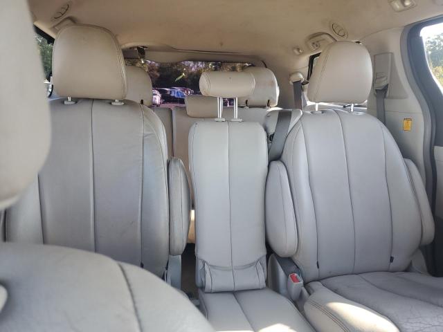 5TDKK3DC4CS193506 - 2012 TOYOTA SIENNA LE 黑色 照片 10