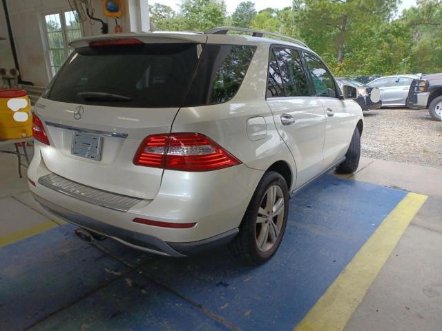 4JGDA5JB1DA180788 - 2013 MERCEDES-BENZ ML 350 WHITE photo 4