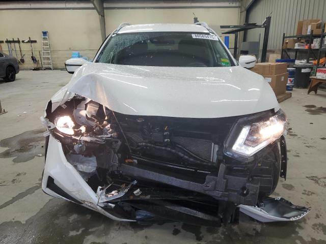 JN8AT2MT5KW252200 - 2019 NISSAN ROGUE S WHITE photo 5