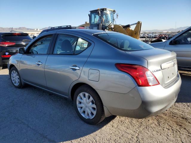 3N1CN7AP4CL865051 - 2012 NISSAN VERSA S GRAY photo 2