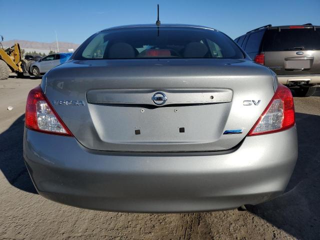 3N1CN7AP4CL865051 - 2012 NISSAN VERSA S GRAY photo 6