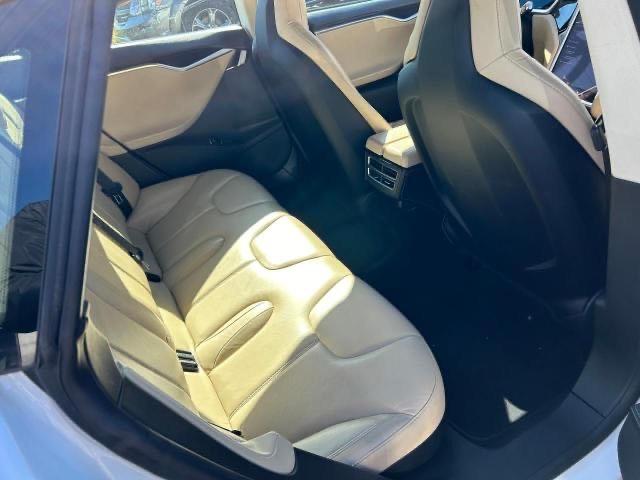 5YJSA1S11EFP32051 - 2014 TESLA MODEL S WHITE photo 6