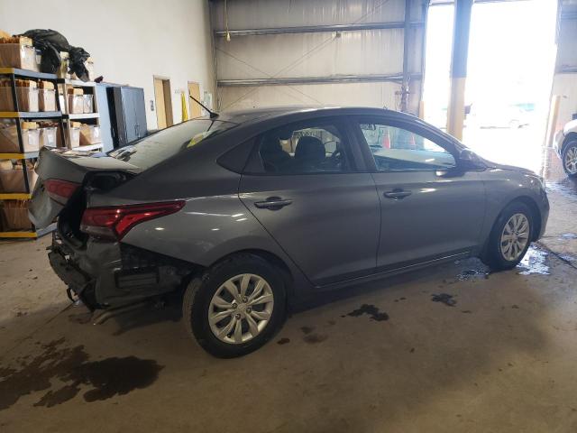 3KPC24A68LE100635 - 2020 HYUNDAI ACCENT SE GRAY photo 3