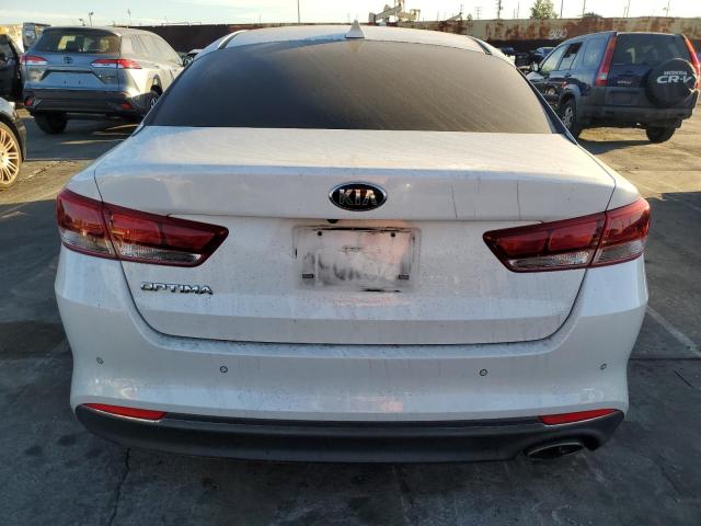 5XXGT4L3XJG265382 - 2018 KIA OPTIMA LX WHITE photo 6