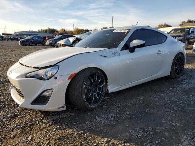 JF1ZNAA17D1731276 - 2013 TOYOTA SCION FR-S WHITE photo 1
