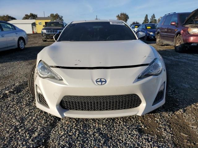 JF1ZNAA17D1731276 - 2013 TOYOTA SCION FR-S WHITE photo 5