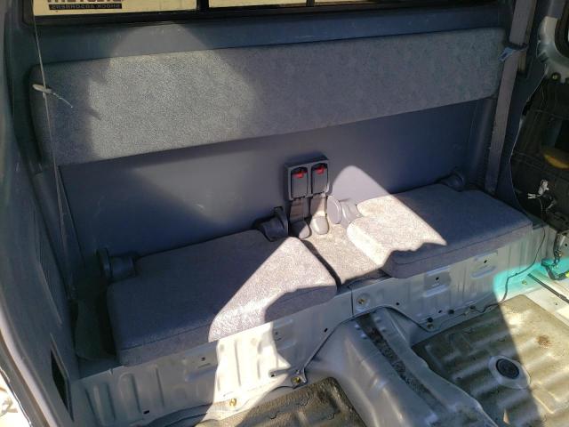 4TASN92N1YZ648375 - 2000 TOYOTA TACOMA XTRACAB PRERUNNER ვერცხლისფერი ფოტო 10