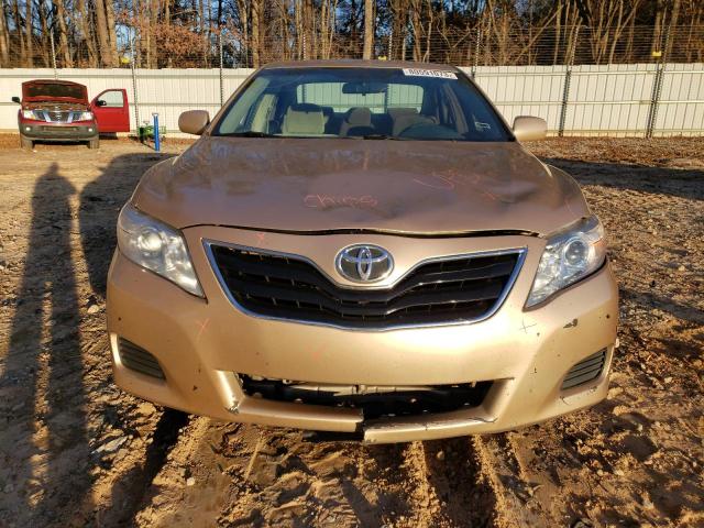 4T1BF3EK3AU005346 - 2010 TOYOTA CAMRY BASE GOLD photo 5