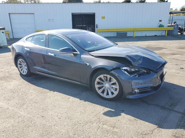 5YJSA1E18HF218567 - 2017 TESLA MODEL S 石墨色 照片 4