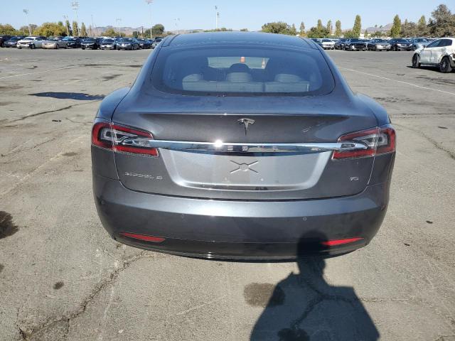 5YJSA1E18HF218567 - 2017 TESLA MODEL S 石墨色 照片 6