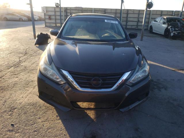 1N4AL3AP4HN328891 - 2017 NISSAN ALTIMA 2.5 BROWN photo 5