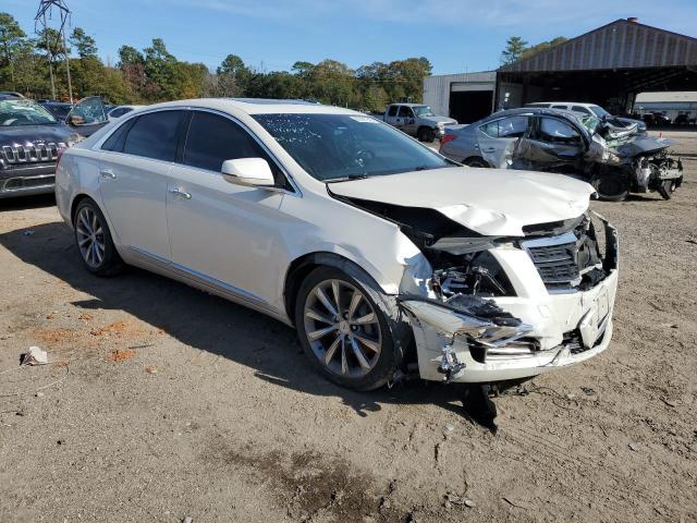 2G61P5S31D9174260 - 2013 CADILLAC XTS LUXURY COLLECTION CREAM photo 4