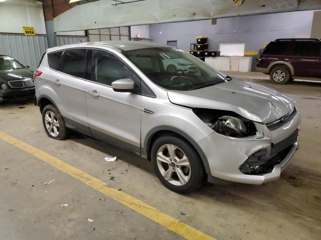 1FMCU0GX7EUB38909 - 2014 FORD ESCAPE SE SILVER photo 4