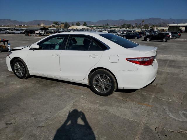 4T1BF1FK4GU131369 - 2016 TOYOTA CAMRY LE WHITE photo 2