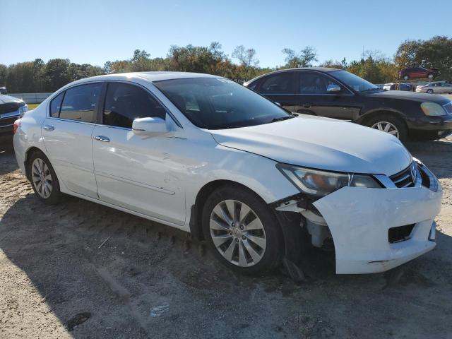 1HGCR2F86DA081695 - 2013 HONDA ACCORD EXL WHITE photo 4