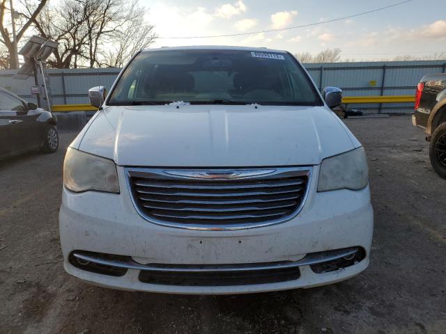2C4RC1CG8CR152261 - 2012 CHRYSLER TOWN & COU TOURING L WHITE photo 5