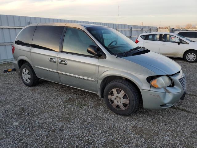 1C4GP45R74B571195 - 2004 CHRYSLER TOWN & COU მწვანე ფოტო 4