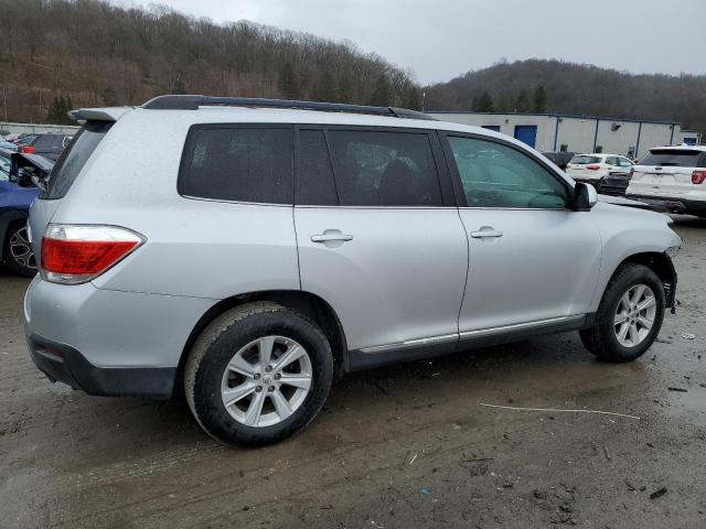 5TDBK3EH8CS141306 - 2012 TOYOTA HIGHLANDER BASE SILVER photo 3