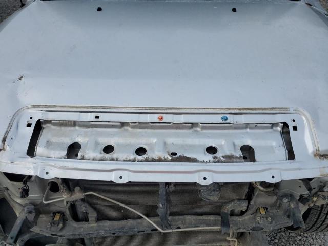 JTEZU11F470005731 - 2007 TOYOTA FJ CRUISER SILVER photo 12