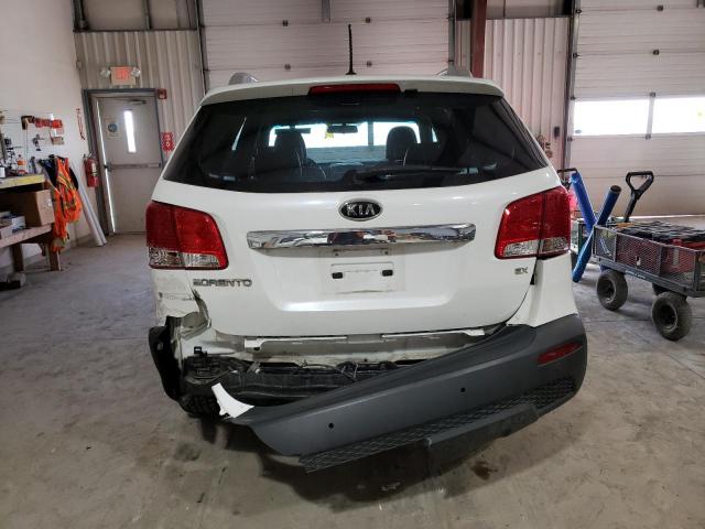 5XYKUCA19BG063939 - 2011 KIA SORENTO EX WHITE photo 6