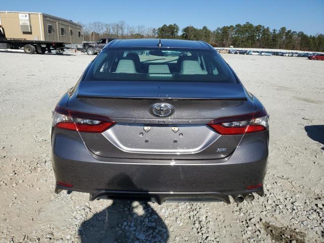 4T1T11AK6NU039509 - 2022 TOYOTA CAMRY SE GRAY photo 6