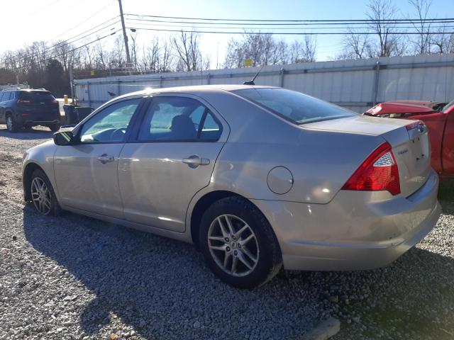 3FAHP0GA7AR293061 - 2010 FORD FUSION S GRAY photo 2