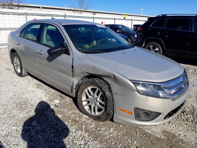 3FAHP0GA7AR293061 - 2010 FORD FUSION S GRAY photo 4