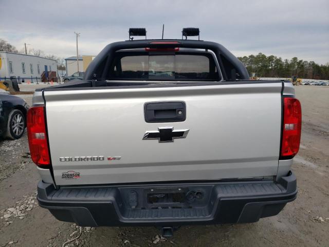 1GCGTEEN1J1323766 - 2018 CHEVROLET COLORADO ZR2 SILVER photo 6