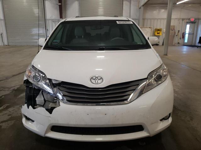 5TDYK3DC5DS304933 - 2013 TOYOTA SIENNA XLE WHITE photo 5