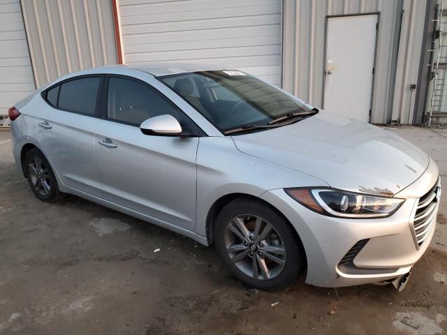 5NPD84LF9HH076848 - 2017 HYUNDAI ELANTRA SE SILVER photo 4