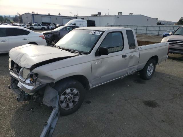 1N6DD26S8XC315483 - 1999 NISSAN FRONTIER KING CAB XE SILVER photo 1