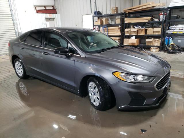 3FA6P0G79LR111715 - 2020 FORD FUSION S GRAY photo 4