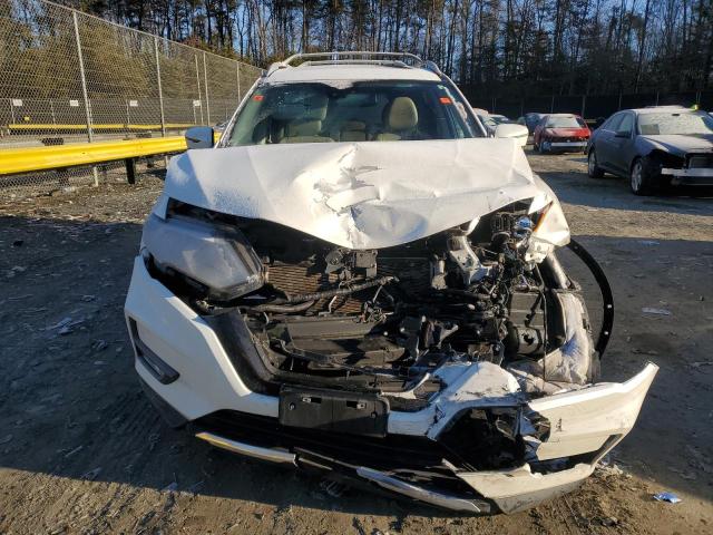 5N1AT2MV8KC737084 - 2019 NISSAN ROGUE S WHITE photo 5