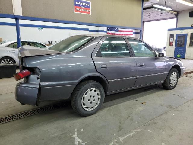 4T1BG22K3WU846411 - 1998 TOYOTA CAMRY CE GRAY photo 3